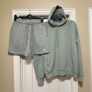 Nike Hoodie Sweatshirt and Short Set Mens S